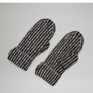 NWT New LULULEMON Womens Textured Fleece-Lined Knit Mittens Black White M L